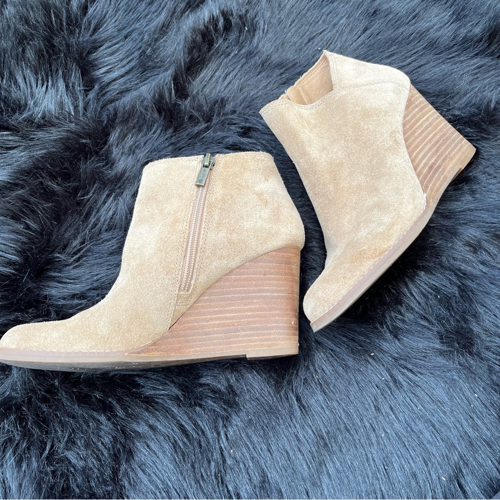Lucky Brand “Yakeena” Ankle Boots
